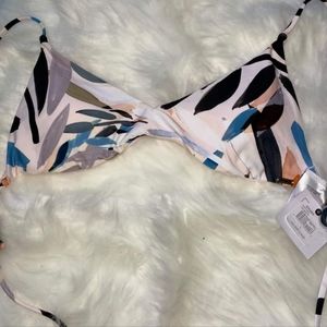 NWT ONEILL bikini top L